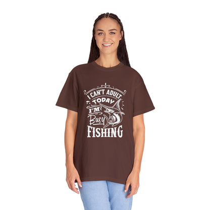 Camiseta "Hoy no soy adulto, estoy ocupado pescando"