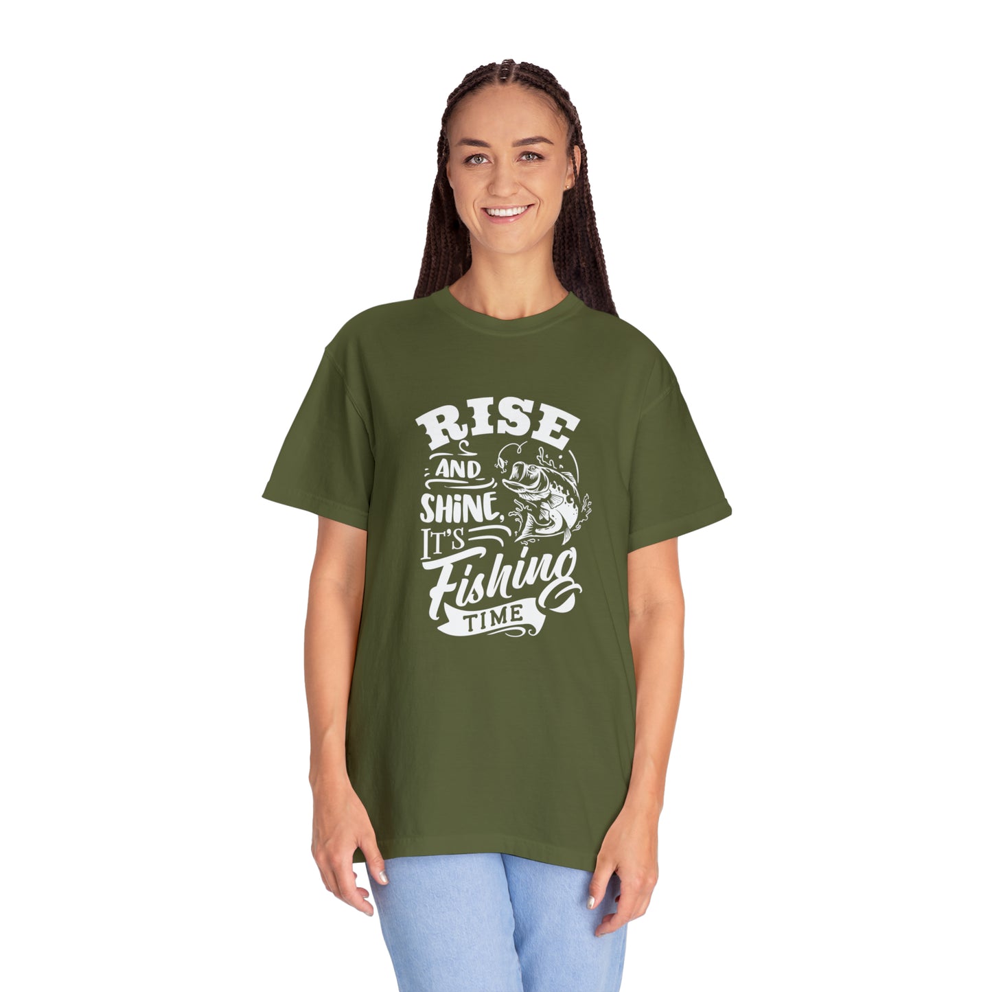 "Dawn to Dusk Angler: Seize the Fishing Day" T-Shirt