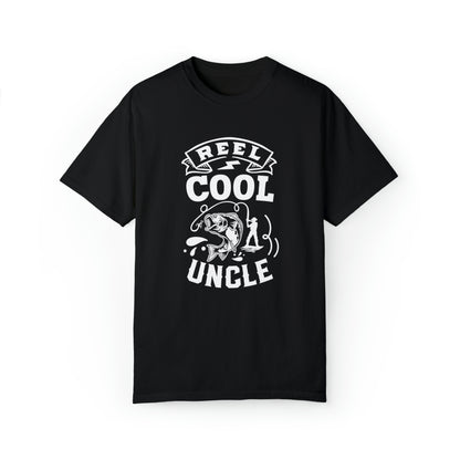 Reel Cool Uncle: Embrace Style and Fun with This T-Shirt!