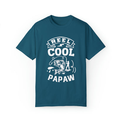 Camiseta "Reel Cool Papaw: Abraza el aire libre con estilo"