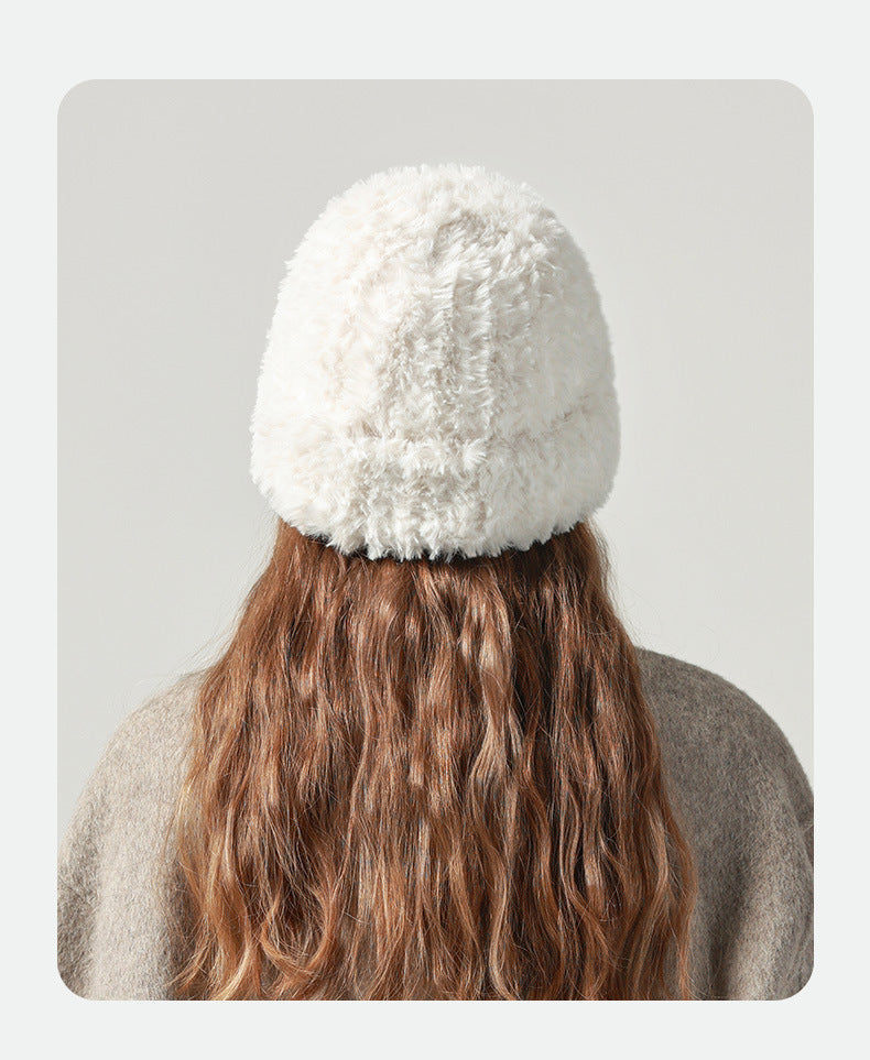女性用 Pandaize ホワイト ニット帽: 冬を暖かくシックに過ごす