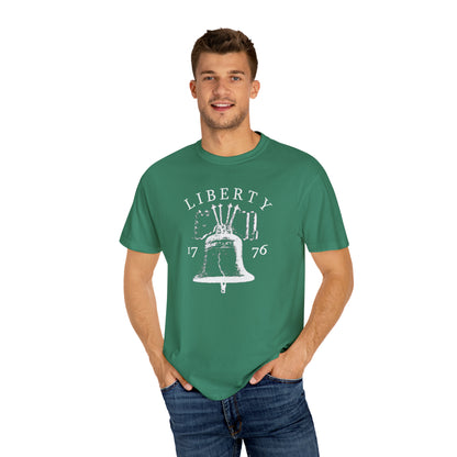 "I'm Not Retired, I'm a Professional Grandpa" T-Shirt: The Hat for Proud Grandfathers