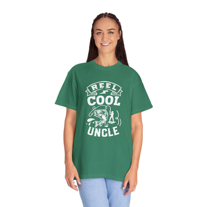 Reel Cool Uncle: Embrace Style and Fun with This T-Shirt!