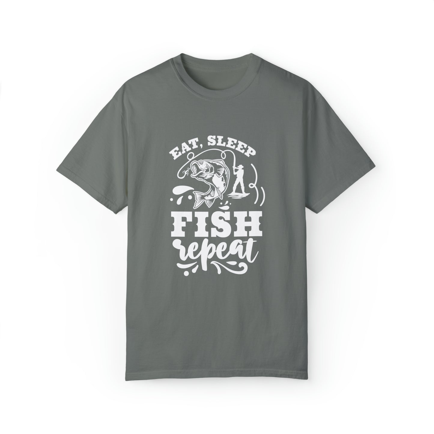 Fisherman's Paradise T-shirt: Reel in the Adventure with Every Cast