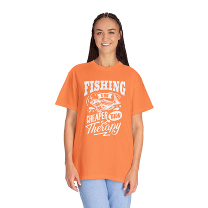 Reel in Tranquility: Camiseta de terapia de pesca