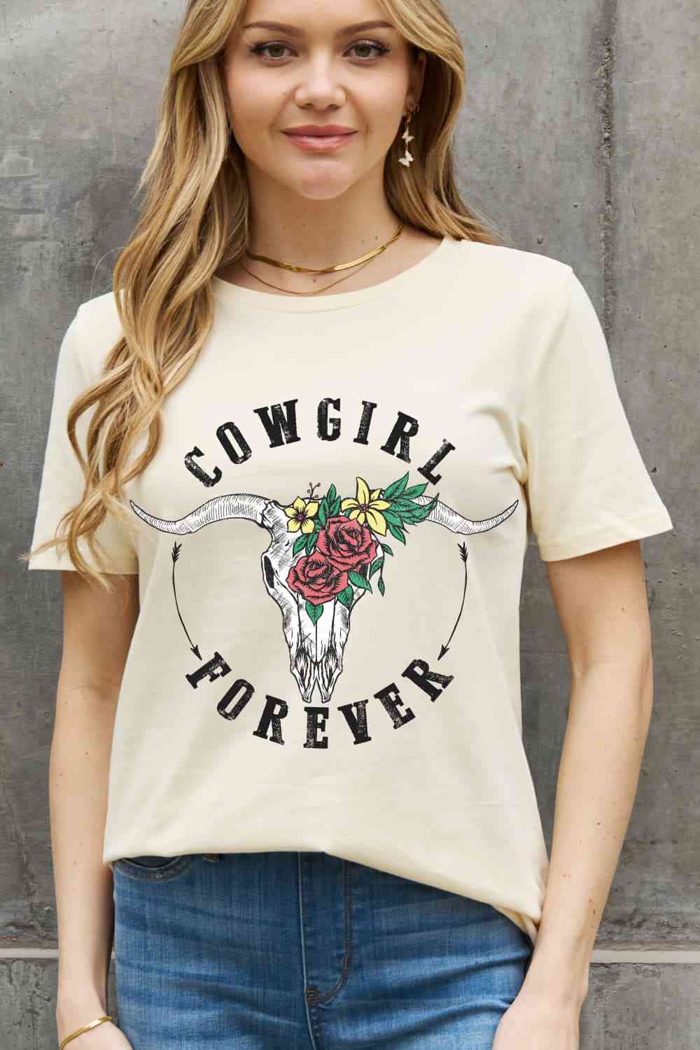 Camiseta de algodón con estampado COWGIRL FOREVER de tamaño completo de Simply Love