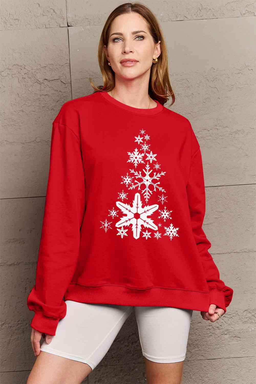 Simply Love フルサイズ スノーフレーク クリスマス ツリー グラフィック スウェットシャツ