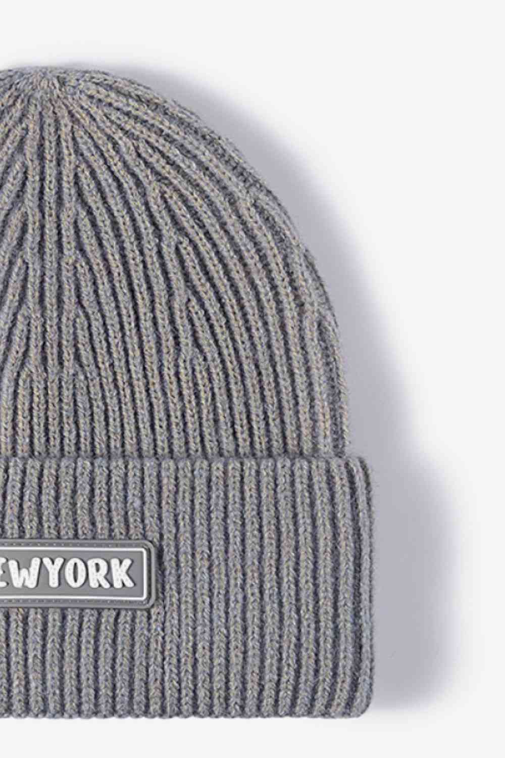 NEWYORK Gorro de punto acanalado con puños y parche