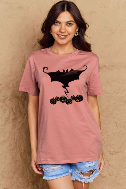 Camiseta de algodón con gráfico de murciélago y calabaza de tamaño completo de Simply Love