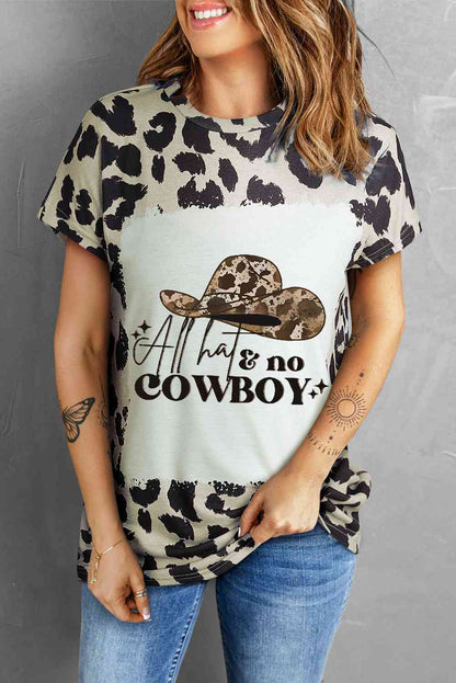 Camiseta estampada con cuello redondo y manga corta con estampado ALL HATS NO COWBOY