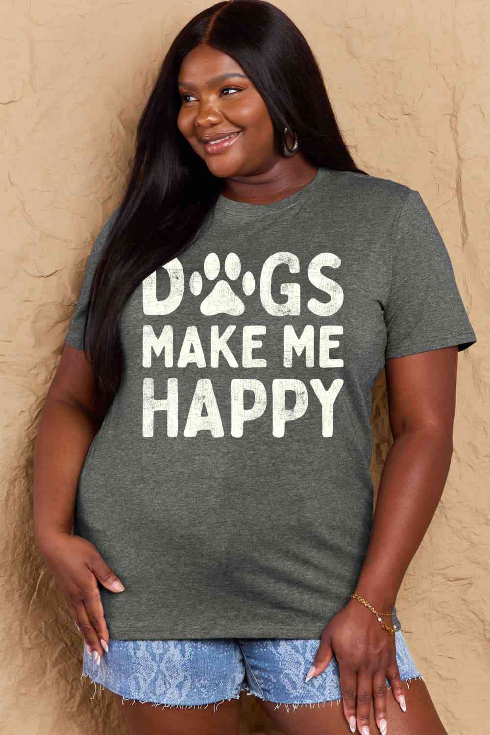 Camiseta de algodón con gráfico DOGS MAKE ME HAPPY de tamaño completo de Simply Love