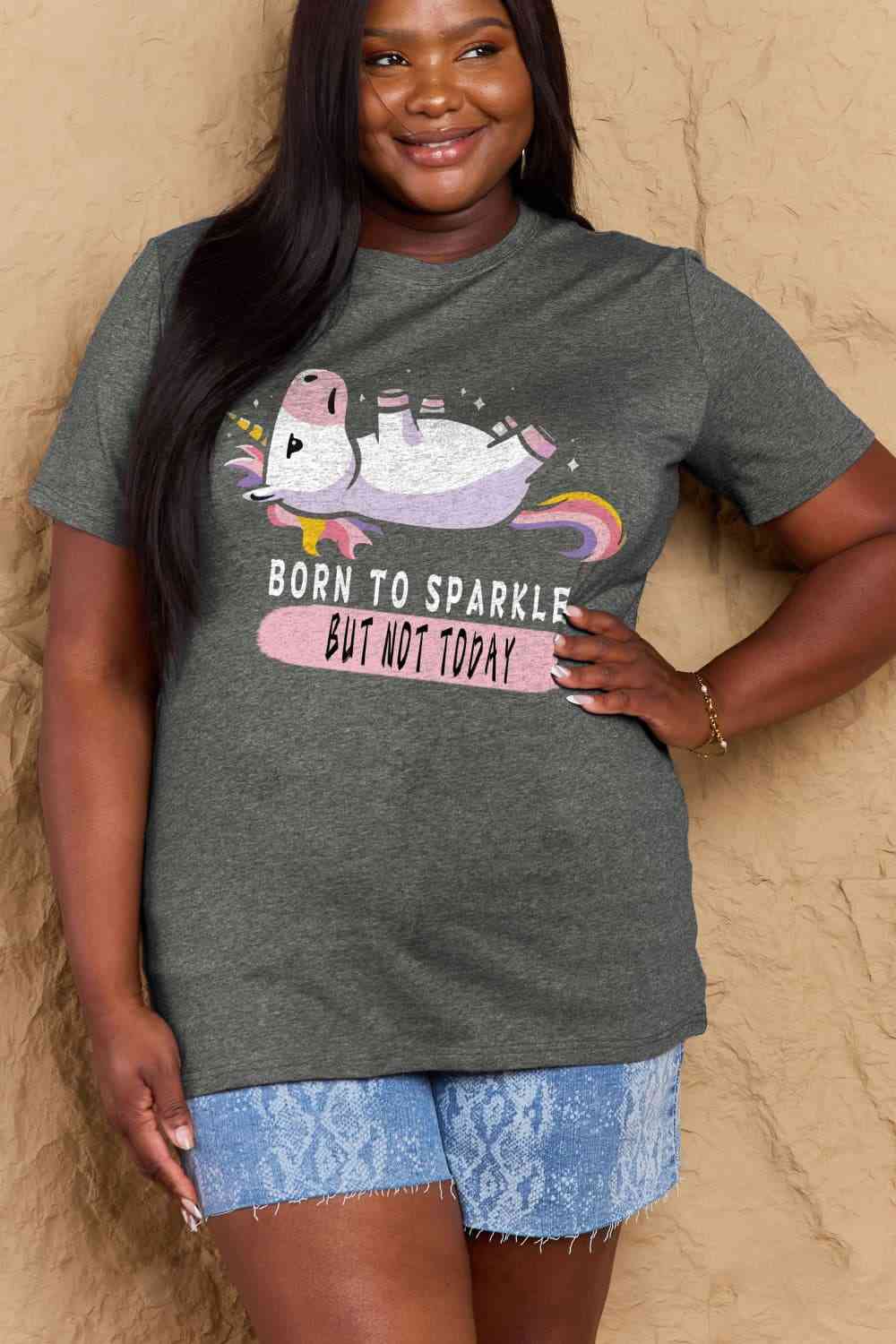 Camiseta de algodón con estampado de tamaño completo BORN TO SPARKLE BUT NOT TODAY de Simply Love