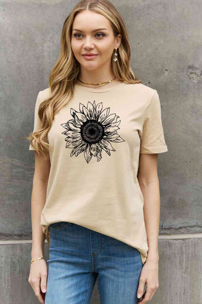 Camiseta de algodón con estampado de girasoles de tamaño completo de Simply Love