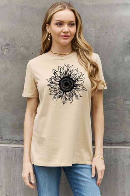 Camiseta de algodón con estampado de girasoles de tamaño completo de Simply Love