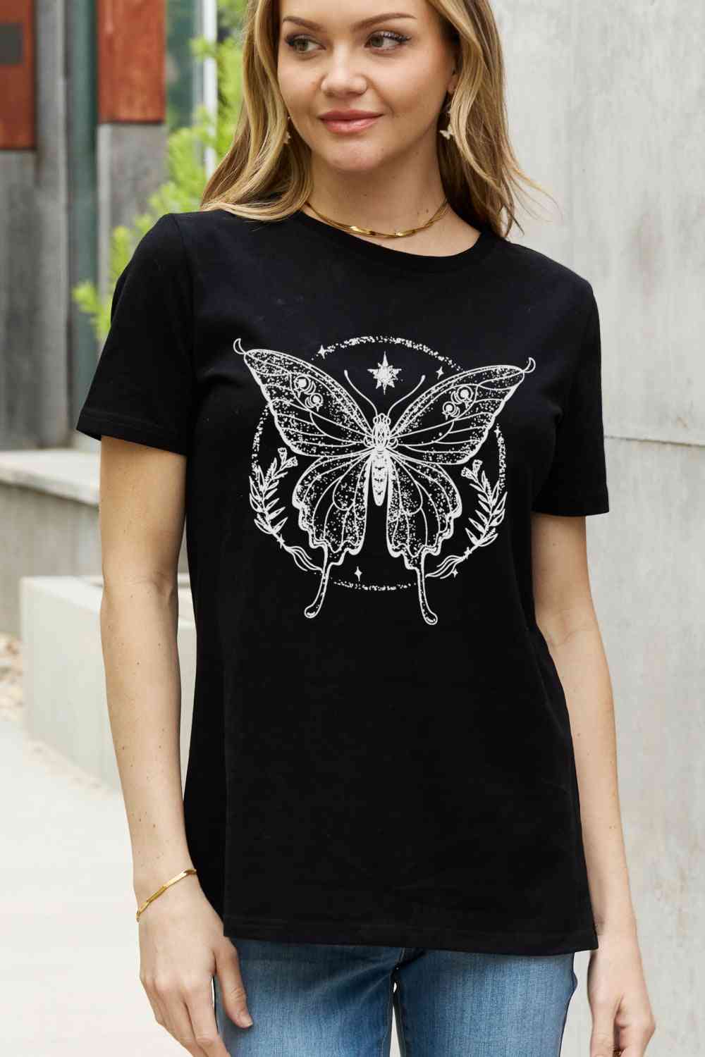 Simply Love Camiseta de algodón con estampado de mariposas de tamaño completo de Simply Love