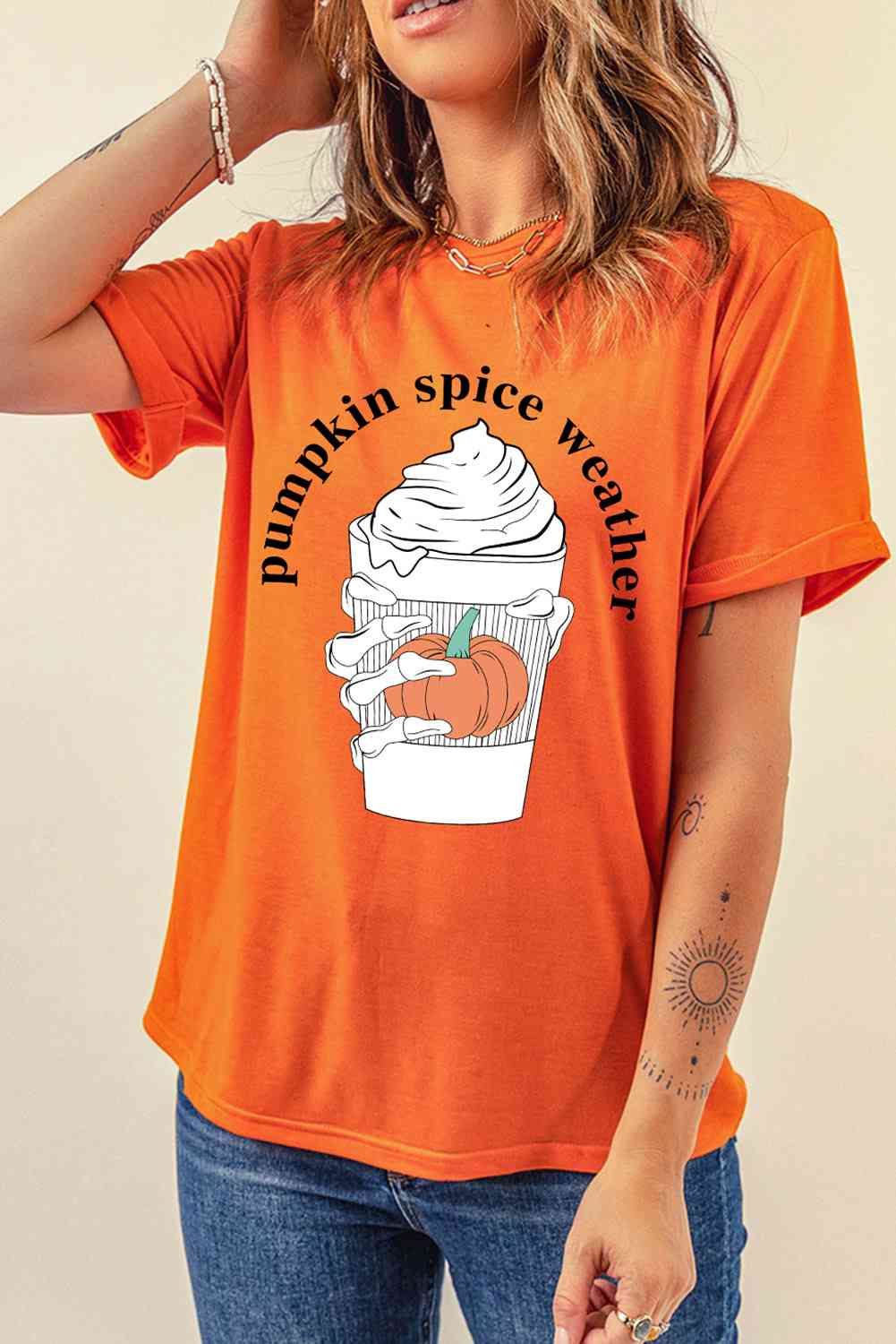 Camiseta gráfica TIEMPO DE ESPECIAS DE CALABAZA