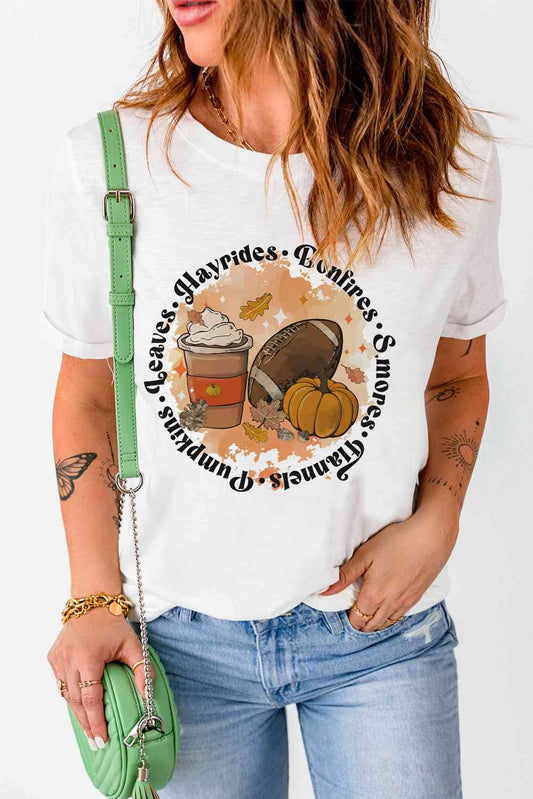 Camiseta con estampado de calabaza y latte de manga corta y cuello redondo