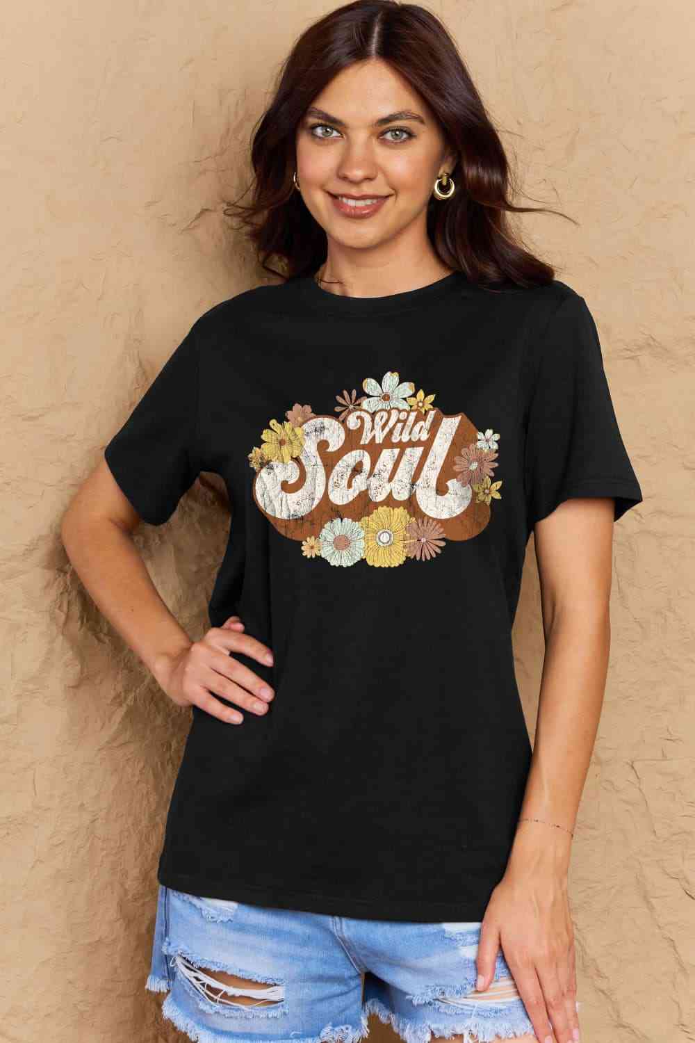 Camiseta de algodón con gráfico WILD SOUL de tamaño completo de Simply Love