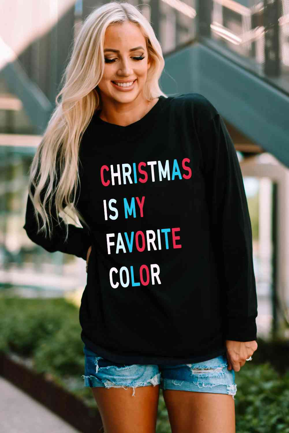 CHRISTMAS IS MY FAVORITE COLOR グラフィック T シャツ