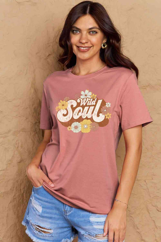 Camiseta de algodón con gráfico WILD SOUL de tamaño completo de Simply Love