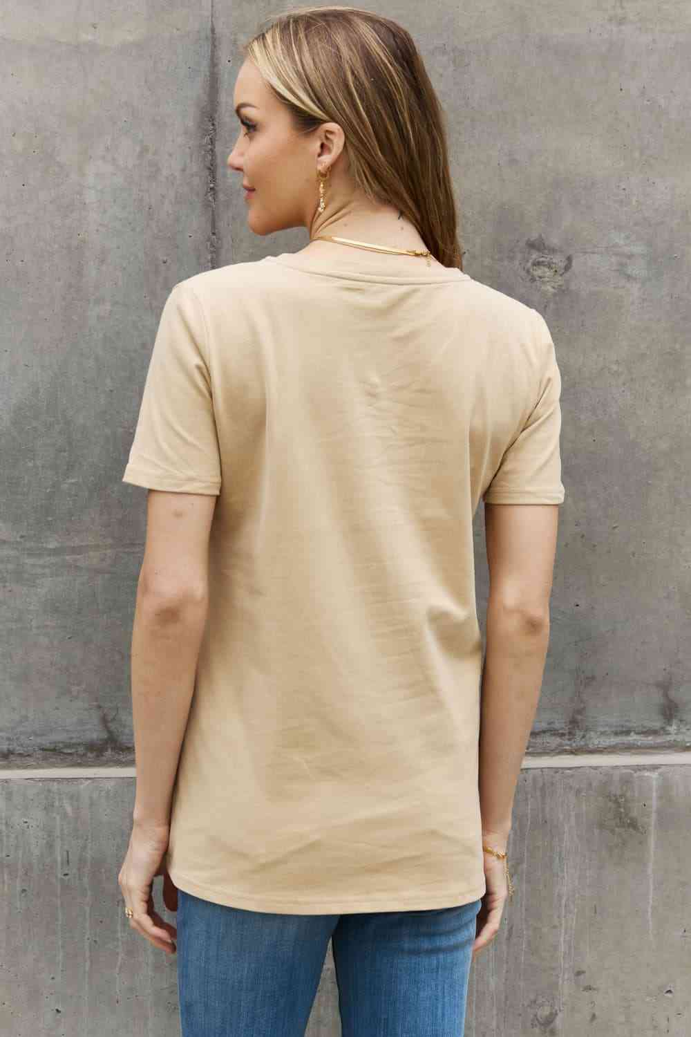 Camiseta de algodón con estampado de girasoles de tamaño completo de Simply Love