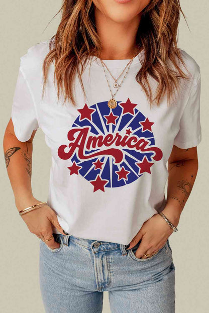 Camiseta con cuello redondo y estampado de estrella AMERICA