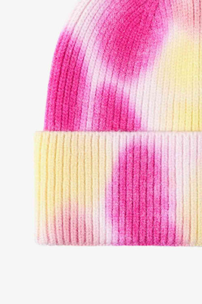 Gorro de punto con puños teñido anudado