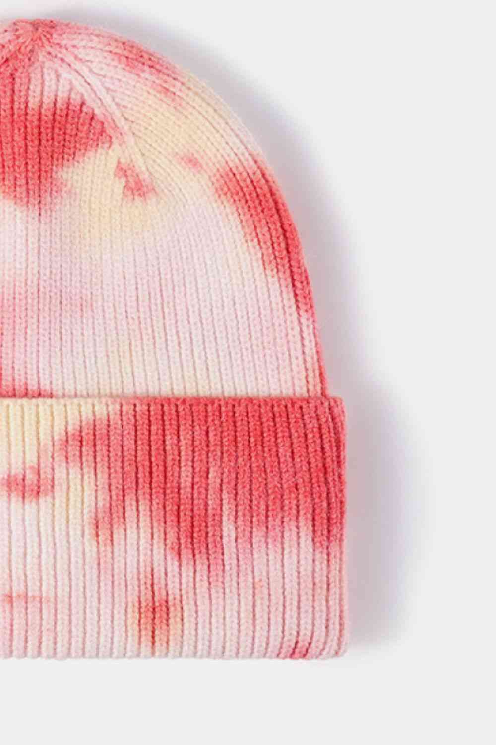 Gorro de punto acanalado con puños teñidos anudados