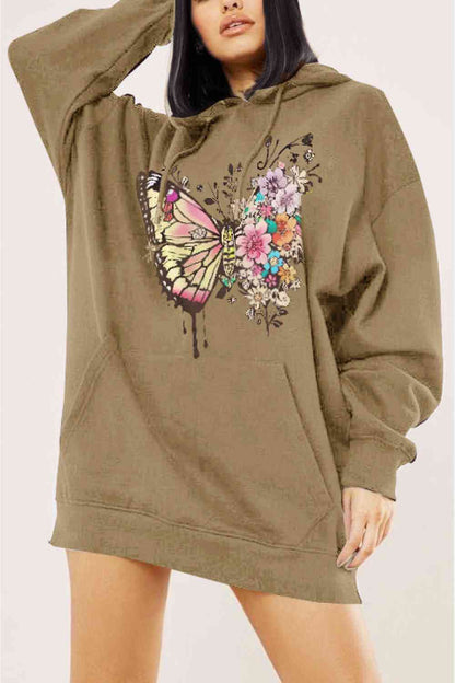 Simply Love Sudadera con capucha de hombros caídos y estampado de mariposas de tamaño completo de Simply Love