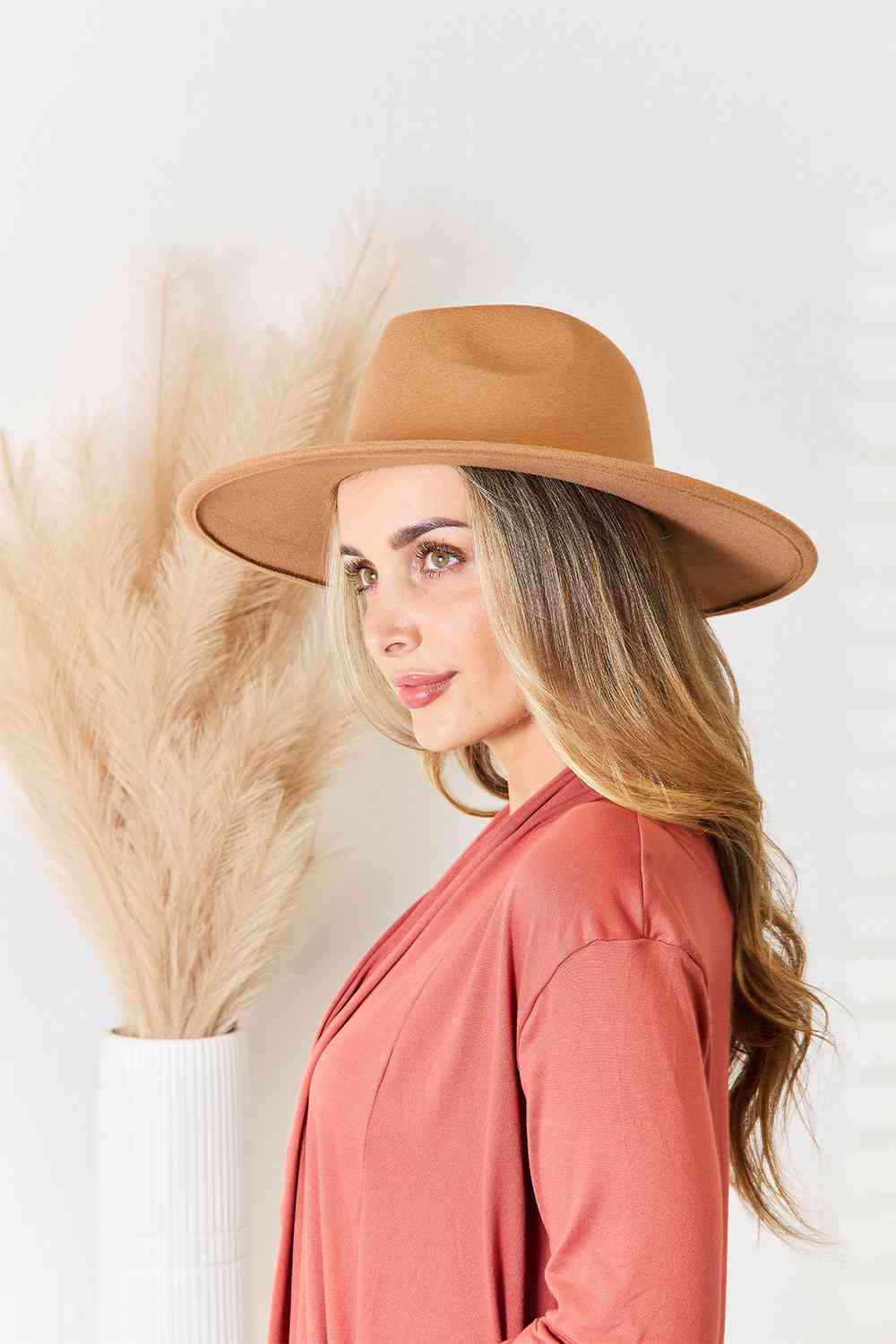 Sombrero de moda Fedora de ala plana Fame
