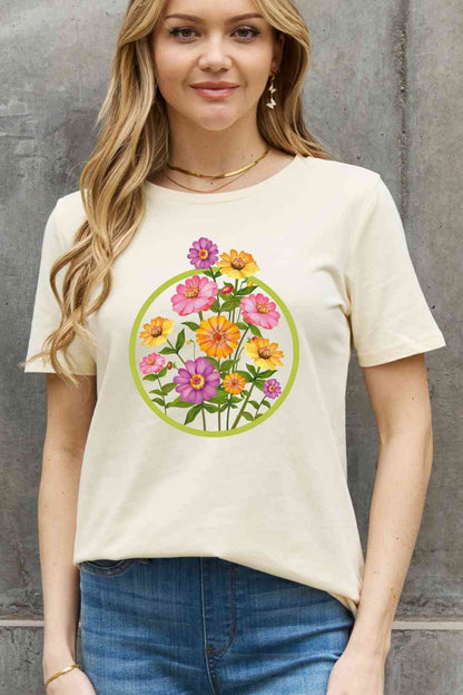 Camiseta de algodón con estampado floral de tamaño completo de Simply Love