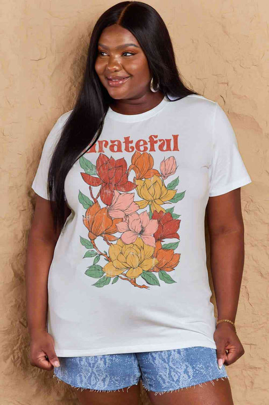 Camiseta de algodón con estampado de flores GRATEFUL de talla grande de Simply Love