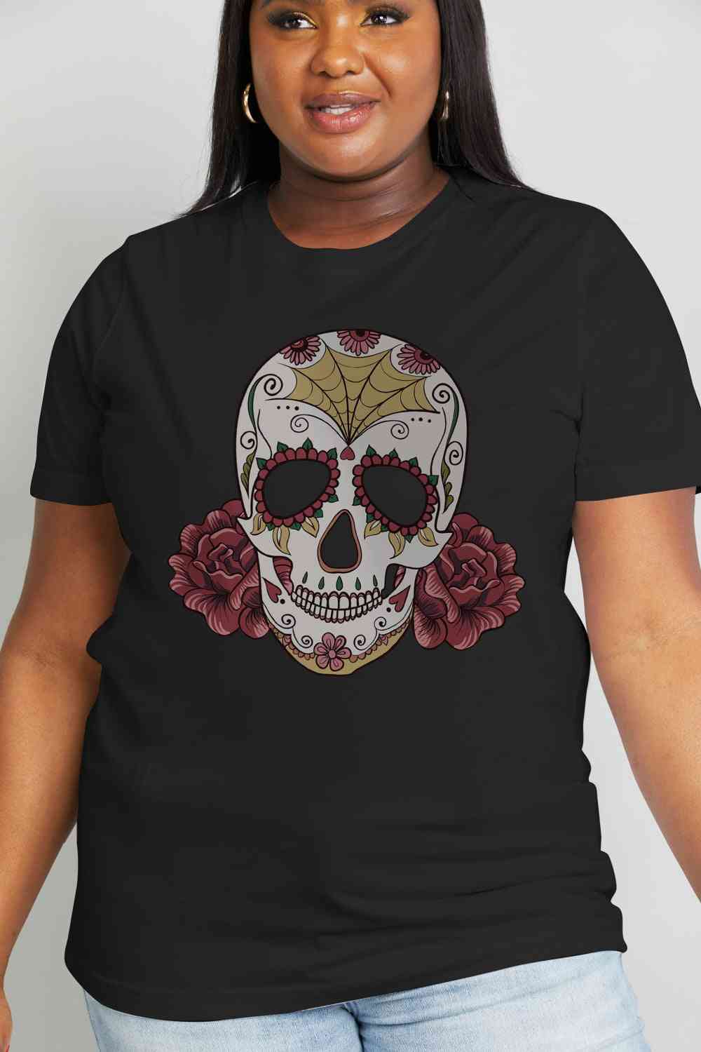 Camiseta de algodón con estampado de calavera de tamaño completo de Simply Love