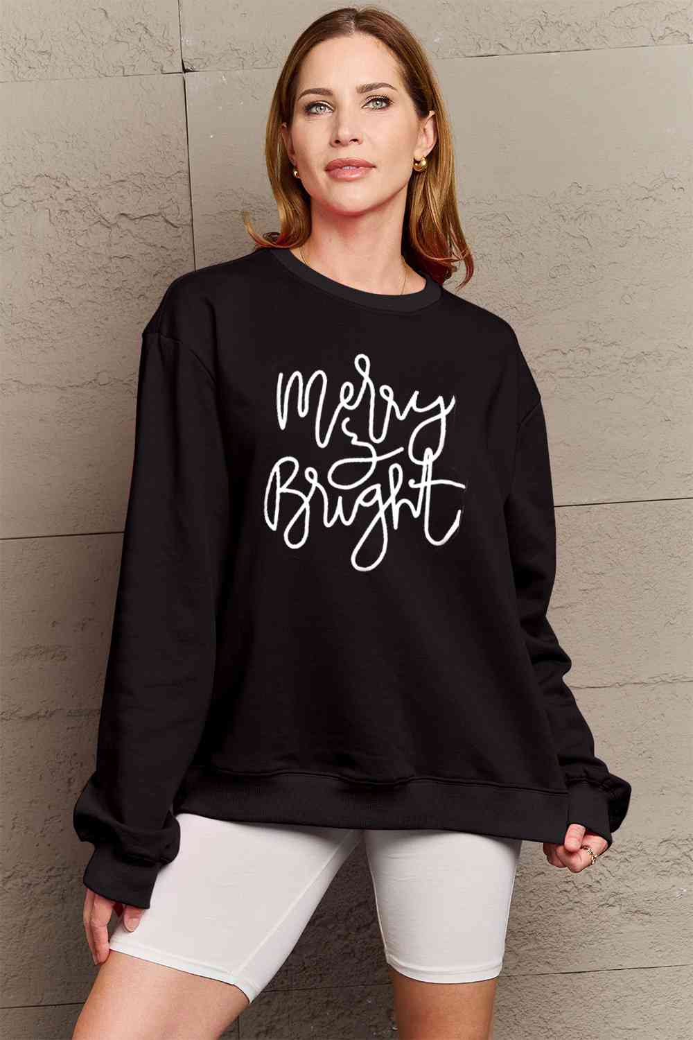 Sudadera con gráfico MERRY AND BRIGHT de tamaño completo de Simply Love