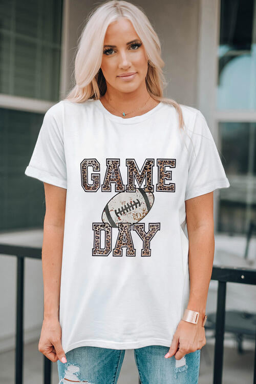 GAME DAY ボールグラフィック半袖Tシャツ