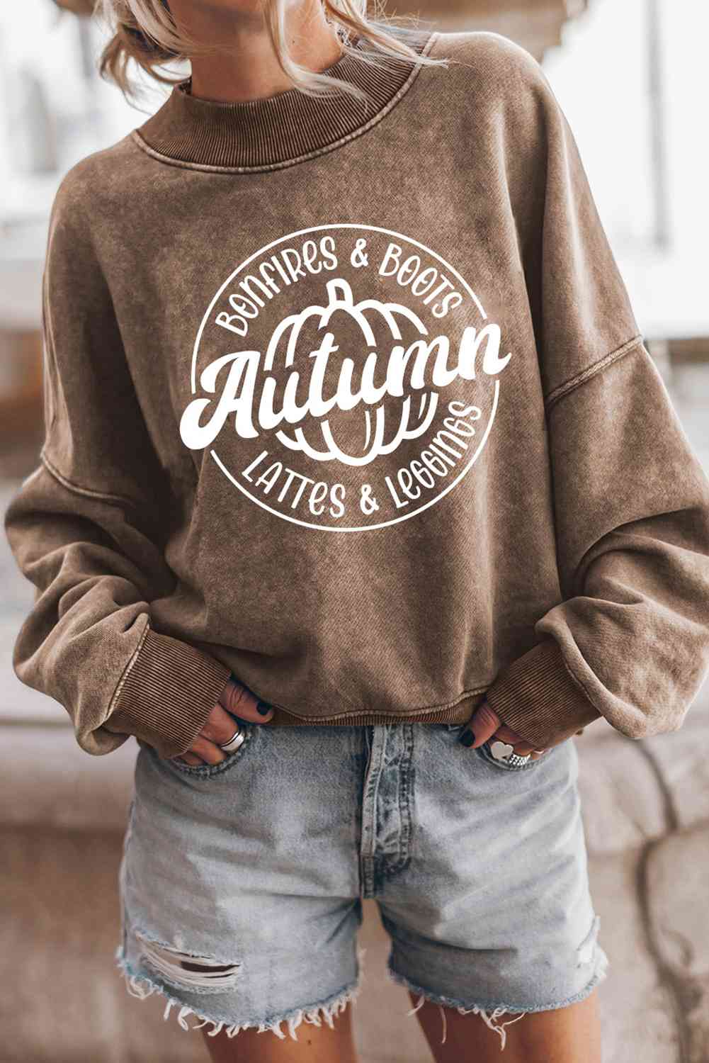 Sudadera con estampado de hombros caídos y cuello redondo