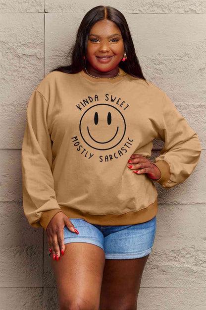 Sudadera con estampado de cara sonriente de tamaño completo de Simply Love