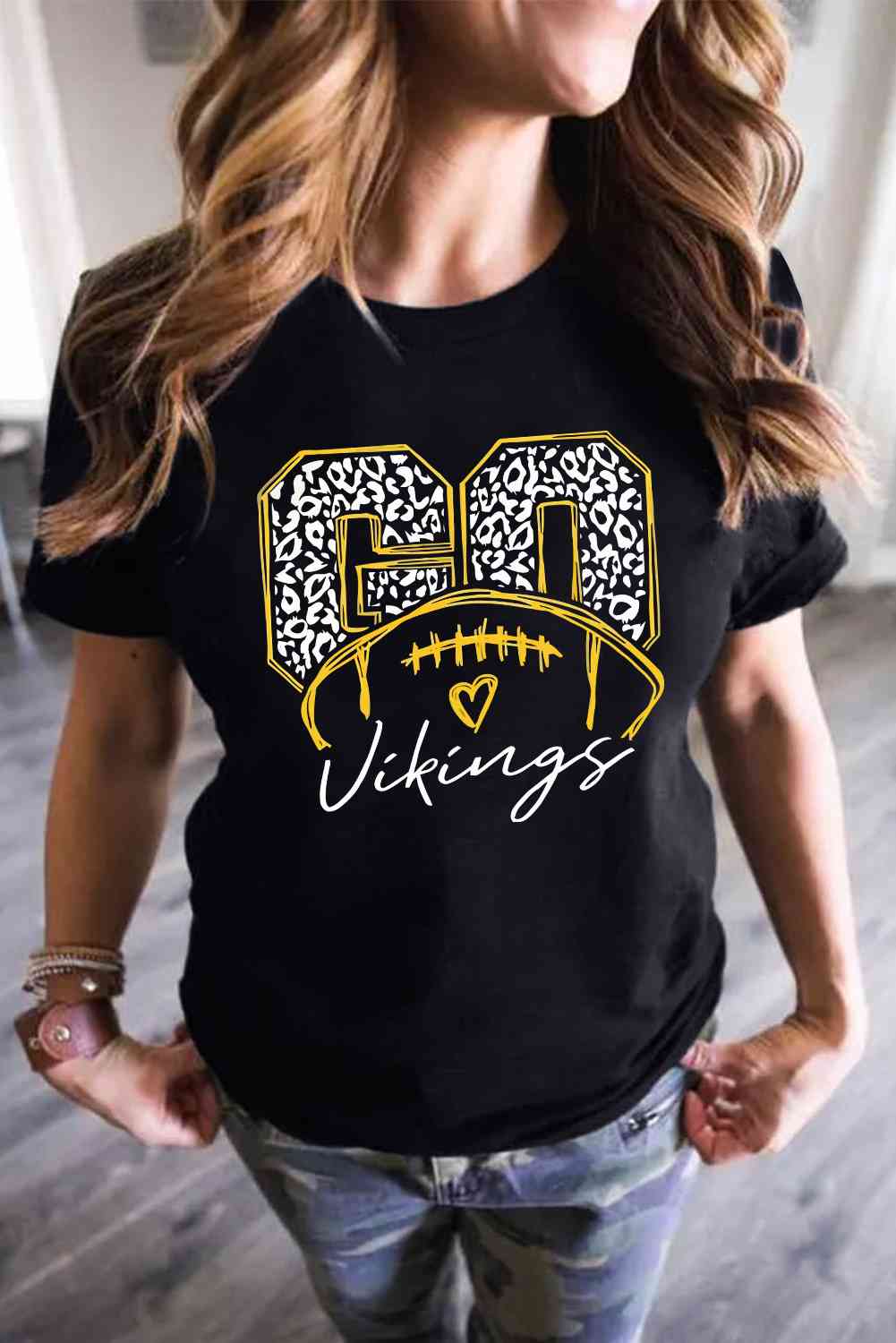 Camiseta de manga corta con gráfico VIKINGS