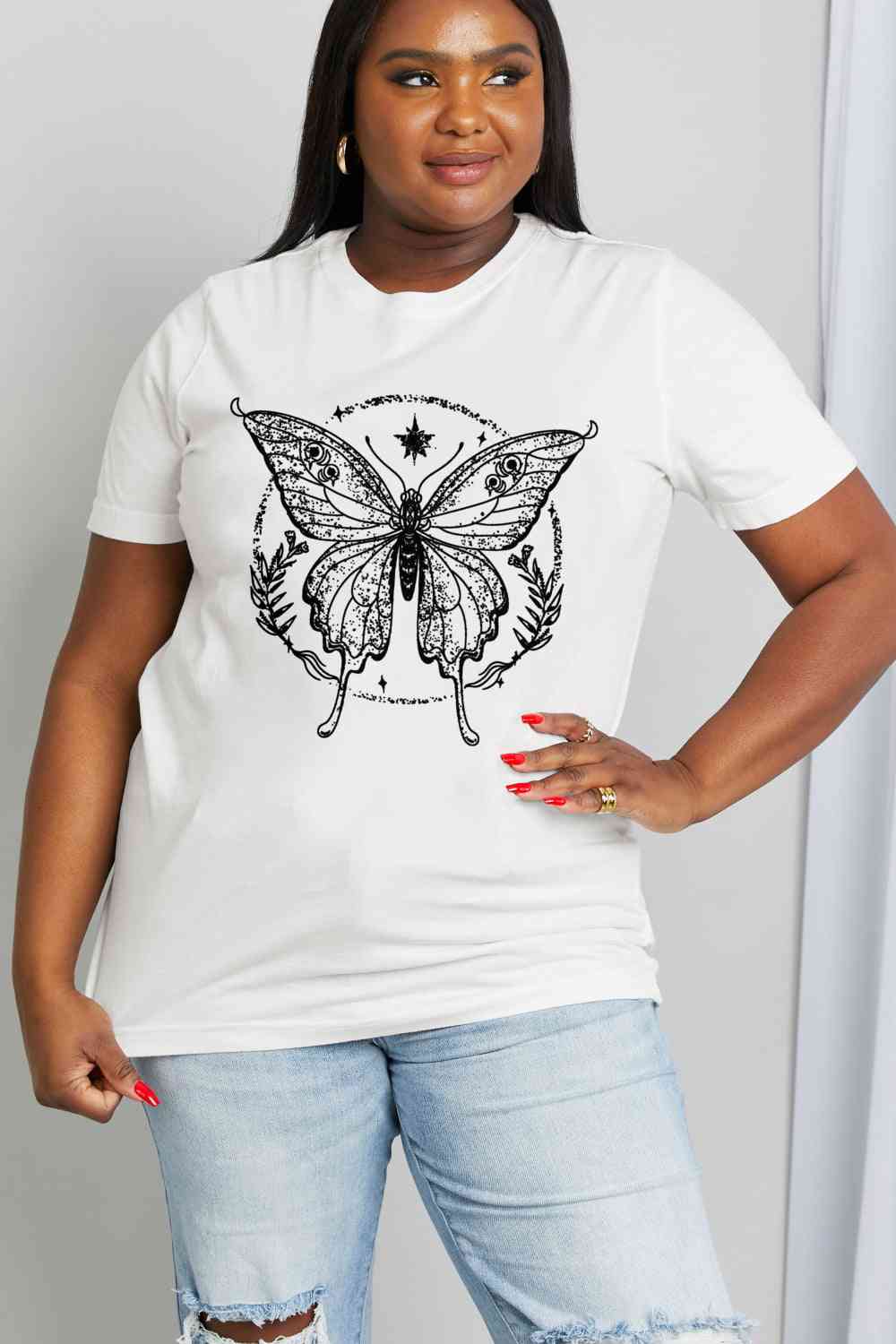 Simply Love Camiseta de algodón con estampado de mariposas de tamaño completo de Simply Love