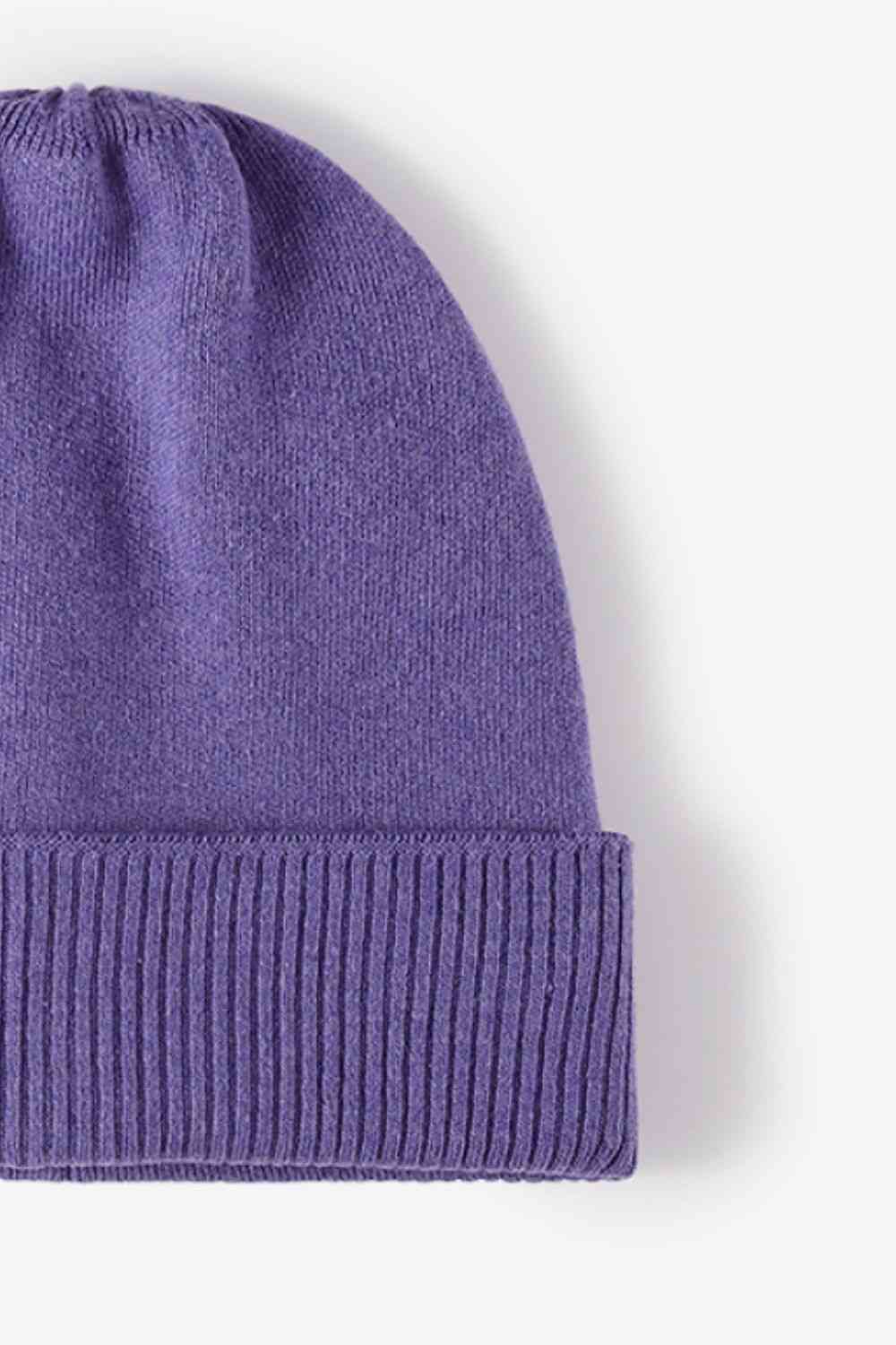 Gorro de punto con puños