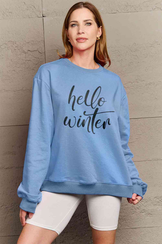 Sudadera con gráfico HELLO WINTER de tamaño completo de Simply Love