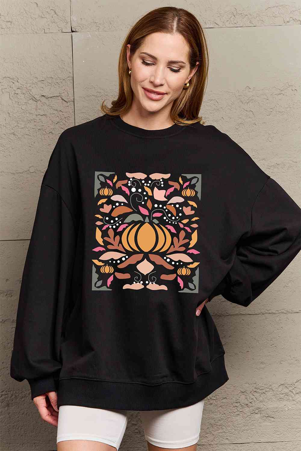 Sudadera con hombros caídos y gráfico de tamaño completo de Simply Love