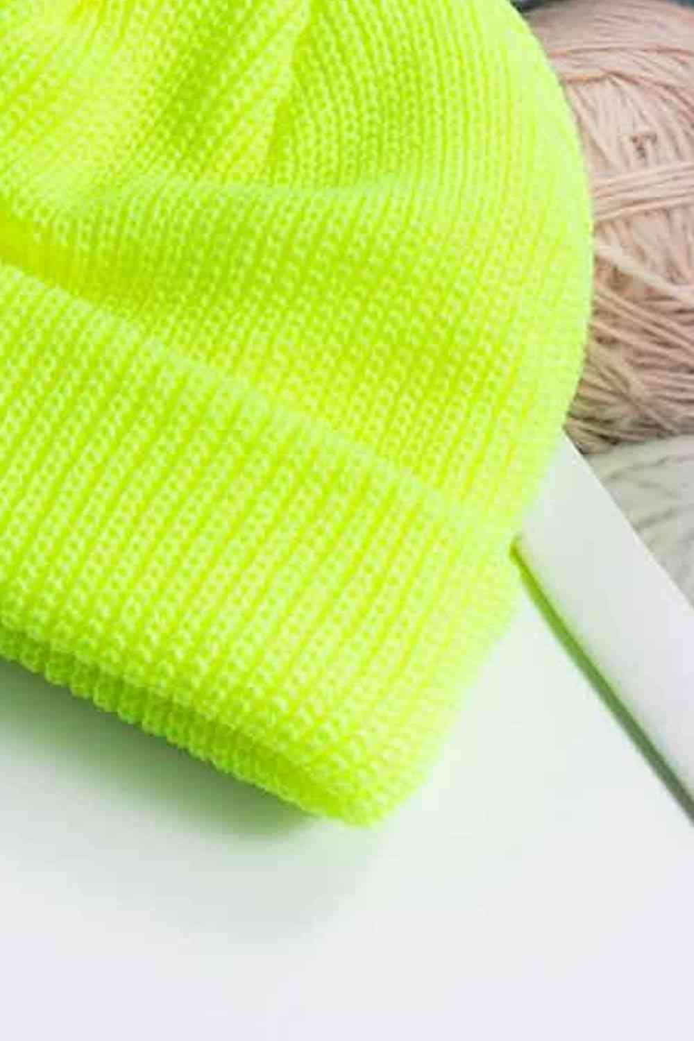 Gorro acogedor con puños de punto acanalado