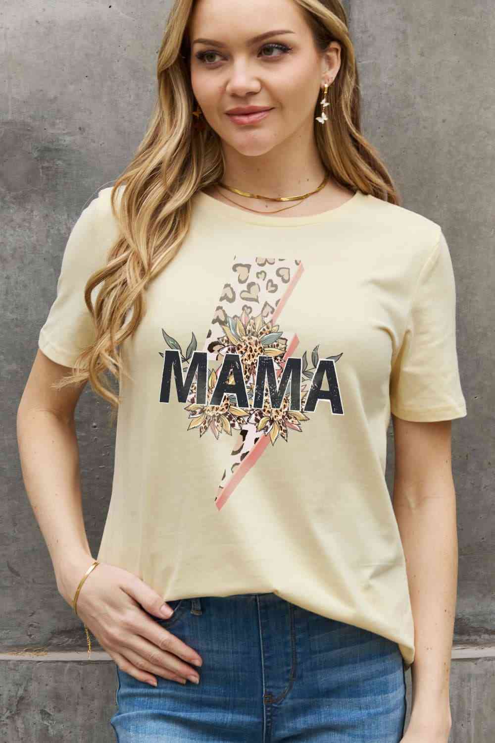 Simply Love フルサイズ MAMA グラフィック コットン T シャツ