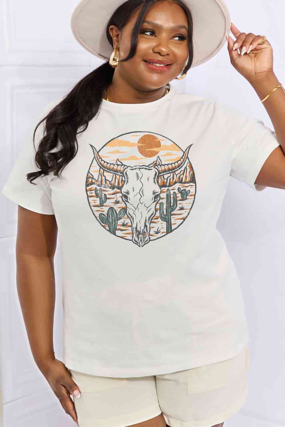 Simply Love フルサイズ Bull Cactus グラフィック コットン Tシャツ